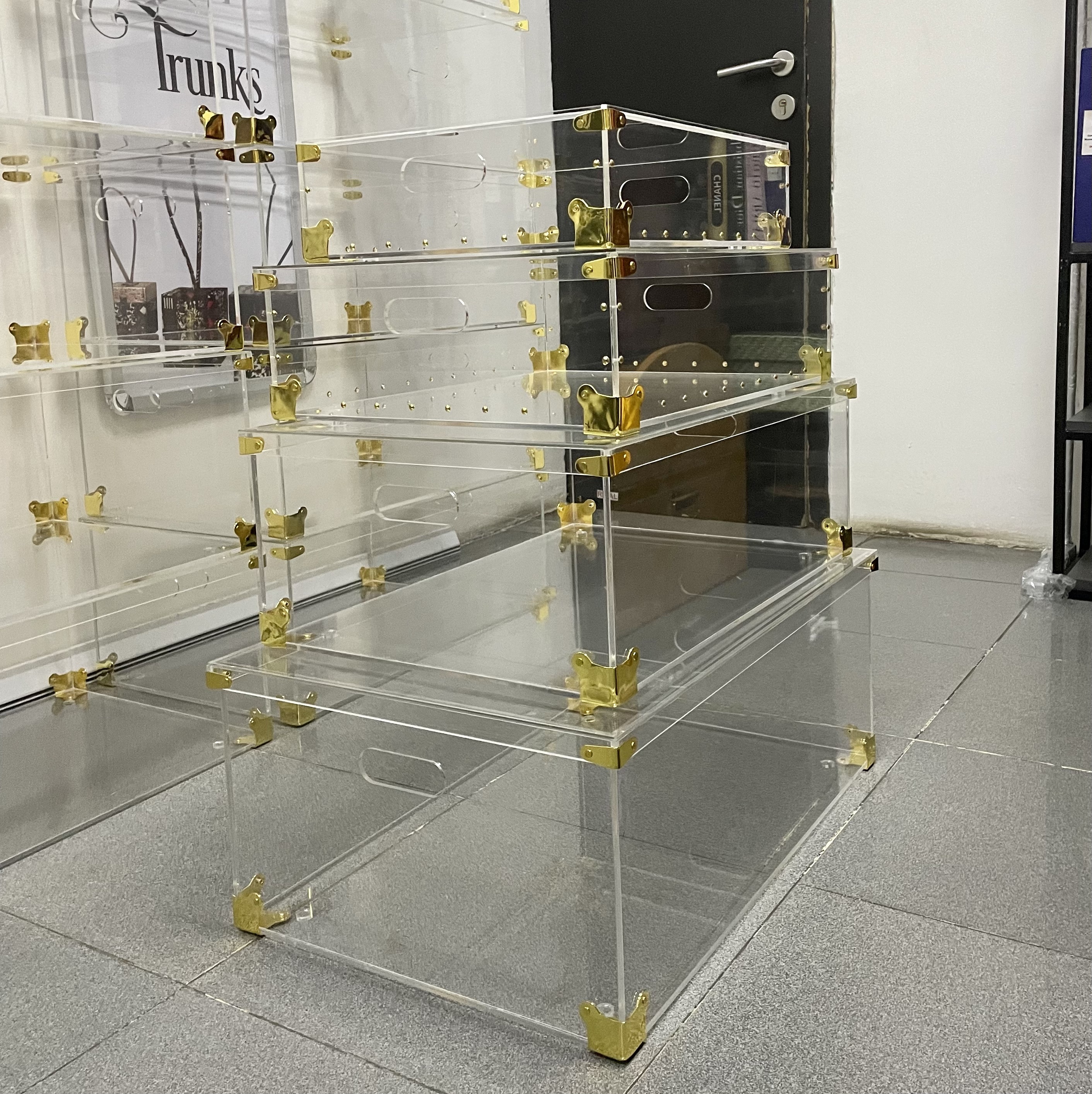 Gold Rectangular Box with Separate Cover